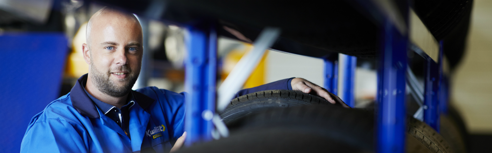 Stijgen gips blozen Wat kost banden wisselen bij KwikFit?